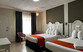 Hotel Los Robles